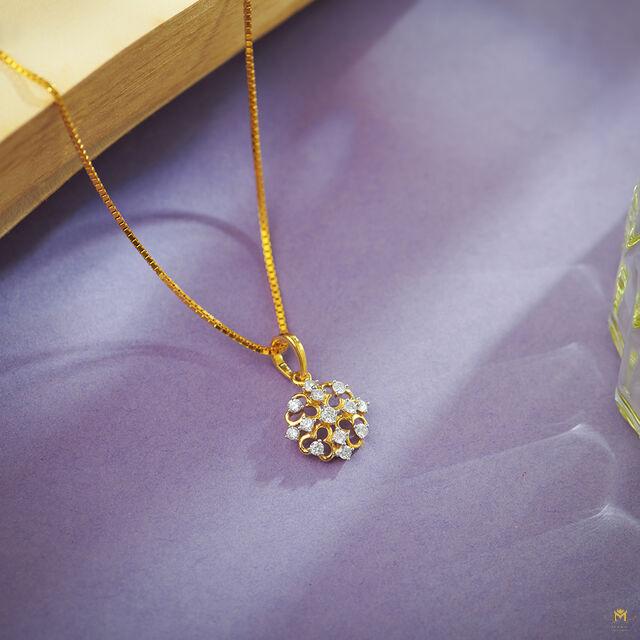 Clover Motif Diamond Pendant