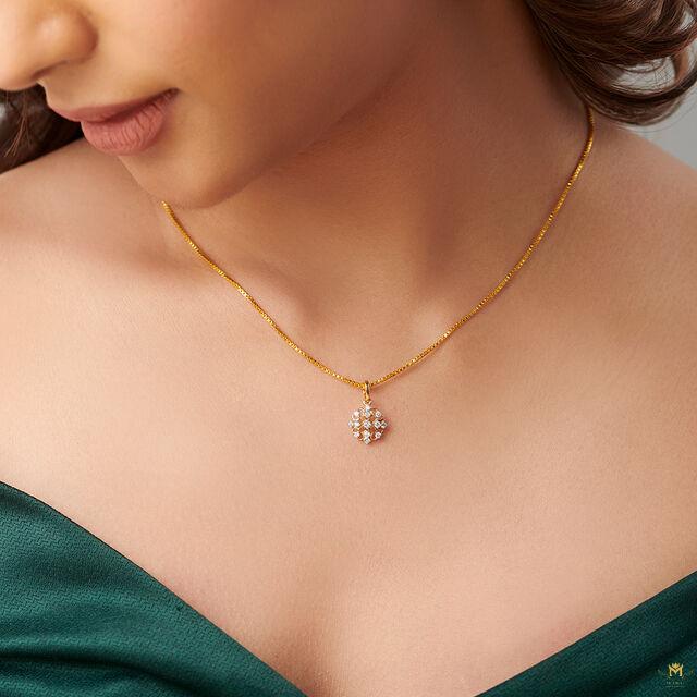Clover Motif Diamond Pendant