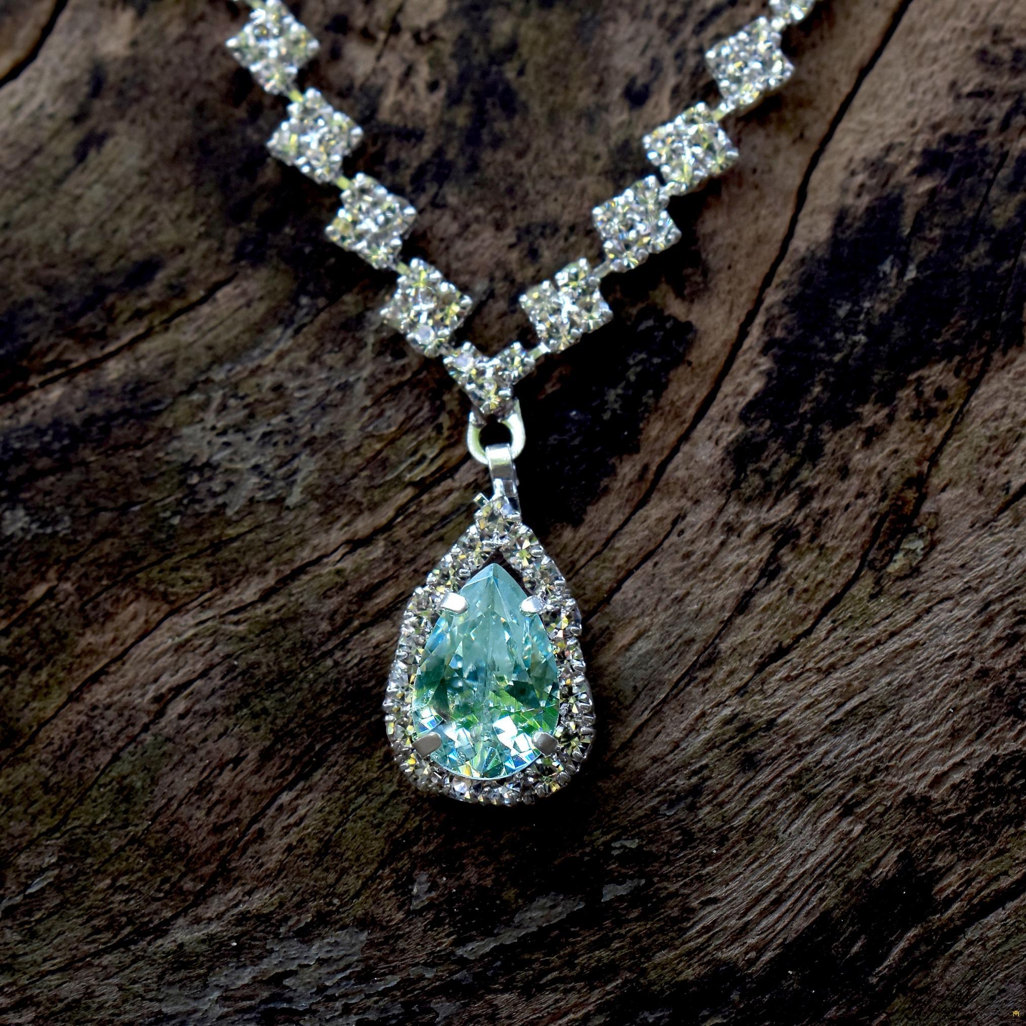 Aquamarine Pear Shape Stone Silver 925 Beautiful Pendant