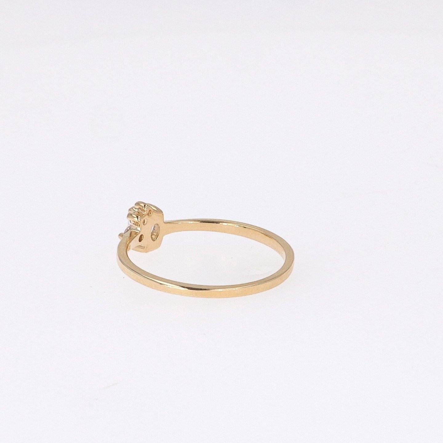 0.31 CTW   Oval Near-Colorless Moissanite Fashion Ring in 14K Yellow Gold