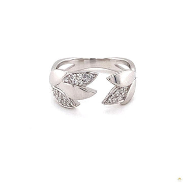 0.20 CTW   Round Near-Colorless Moissanite Floral Band in Sterling Silver