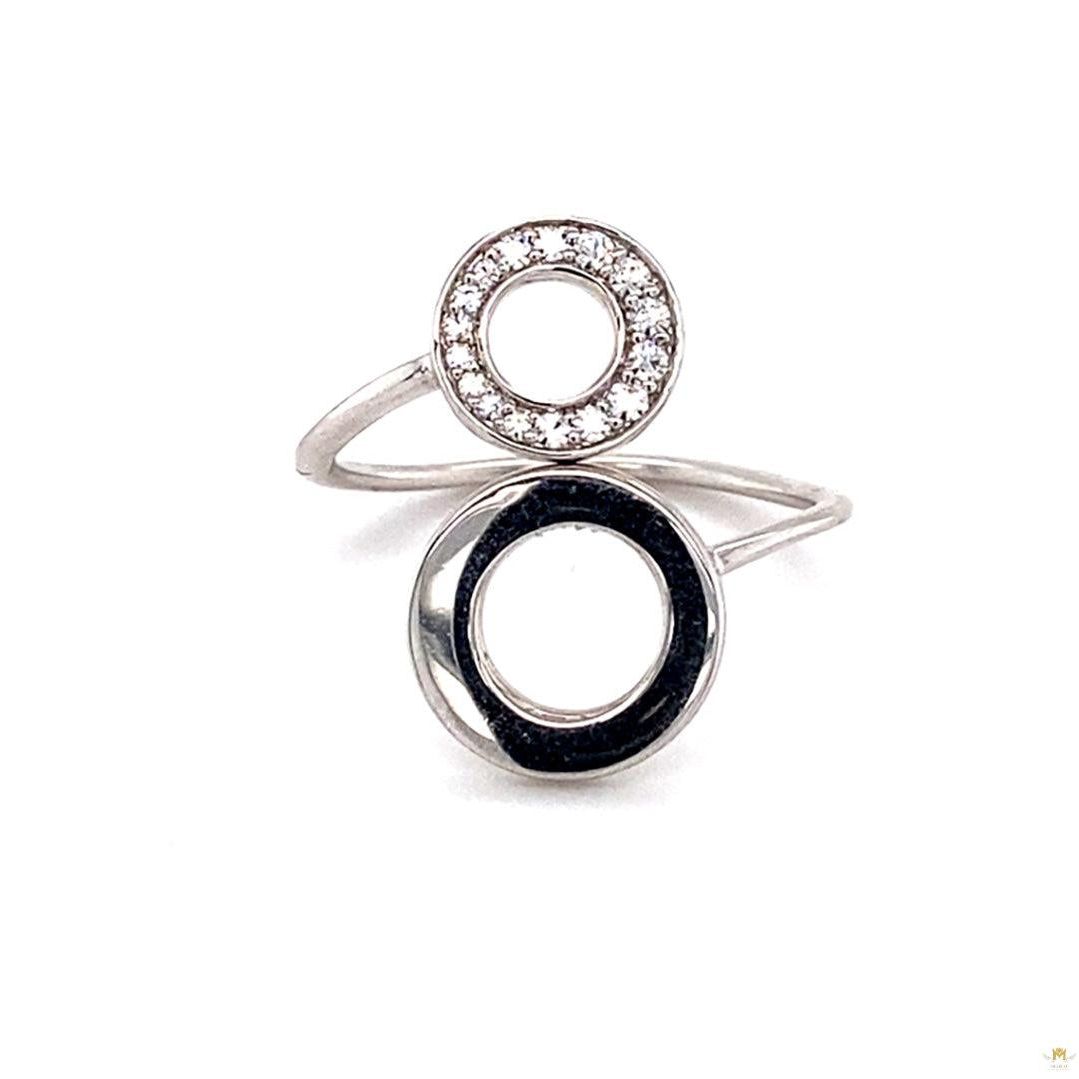 0.15 CTW   Round Near-Colorless Moissanite Circle Statement Ring in Sterling Silver